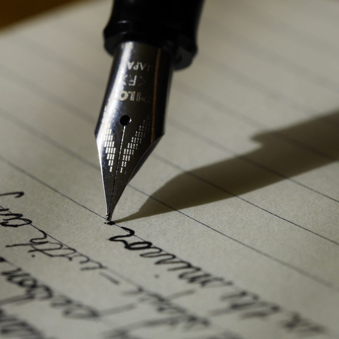 Free stock photo of pen and paper
